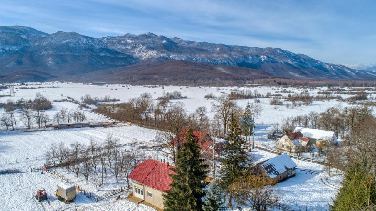 Вилла House Under The Velebit Mountain Medak Экстерьер фото